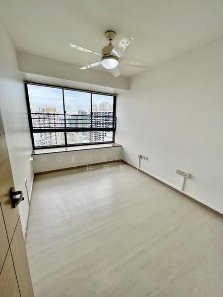 2nd Bedroom