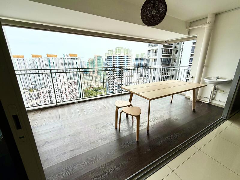 138A Lorong 1A Toa Payoh, 138A Lorong 1A Toa Payoh, 3 Bedrooms, 1,227 sqft, HDB Flat For Rent, by Norman Koh (许启彰）, 60147804 - Living Hall Balcony - PropertyGuru.com.sg
