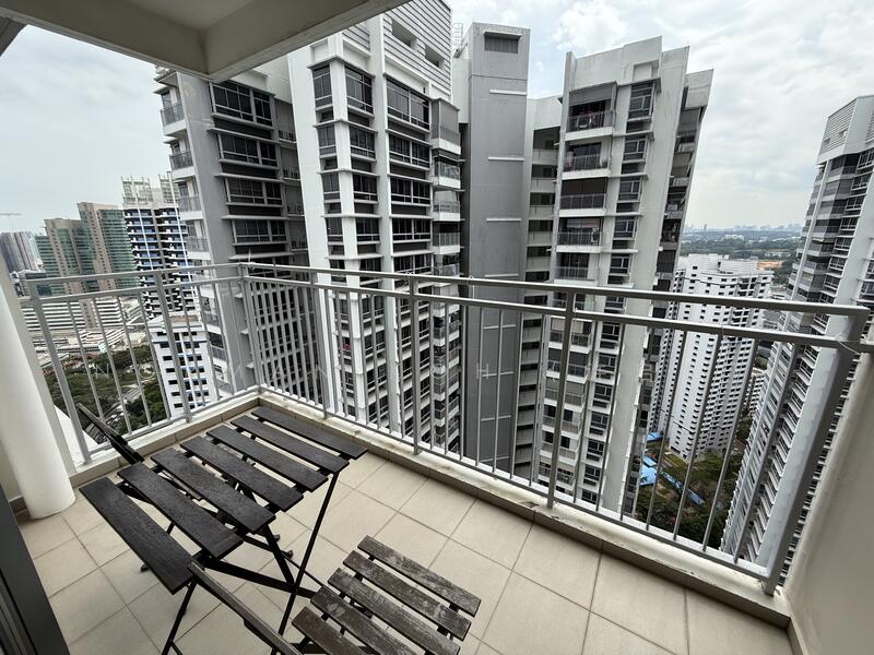138A Lorong 1A Toa Payoh, 138A Lorong 1A Toa Payoh, 3 Bedrooms, 1,227 sqft, HDB Flat For Rent, by Norman Koh (许启彰）, 60147804 - Master Bedroom Balcony - PropertyGuru.com.sg