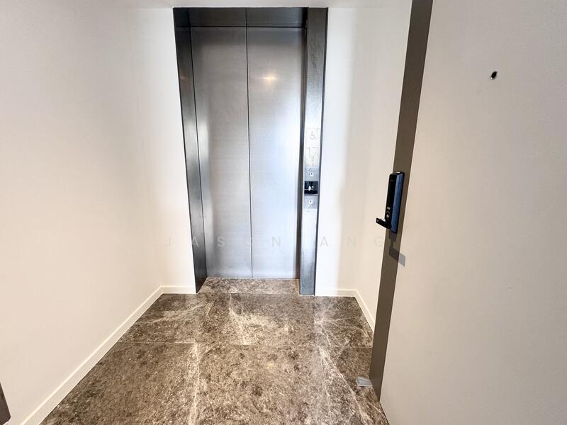 Private lift lobby