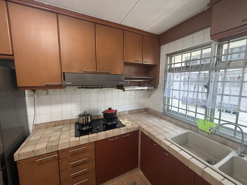 New Kitchen Hood and hob