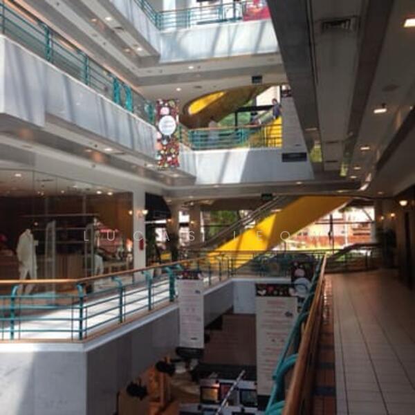 Forum Galleria Shopping Centre, 583 Orchard Road, 1,968 sqft, Mall Shop For Rent, by Lucas Leow, 60147860 - Hallway - CommercialGuru.com.sg
