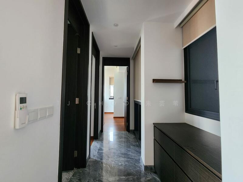 Sky Everton Condominium For Sale at S$ 1,850,000 | PropertyGuru Singapore - Corridor