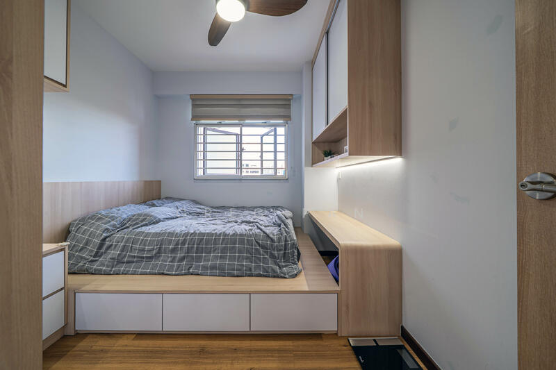 Bedroom Beside Shelter