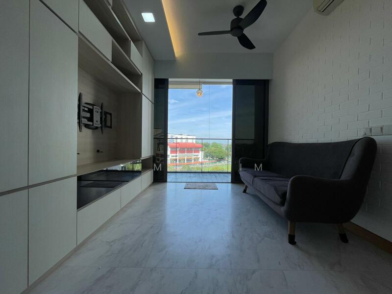 For Sale - Waterfront Isle