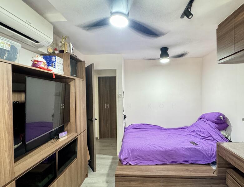 For Sale - 527 Hougang Avenue 6