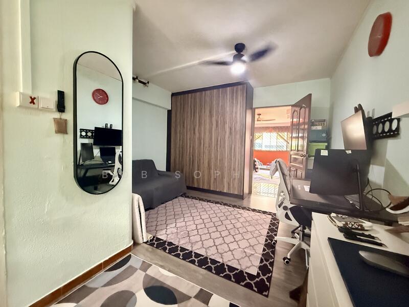 For Sale - 880A Tampines Avenue 8