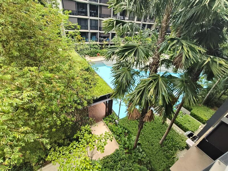 For Sale - Le Quest