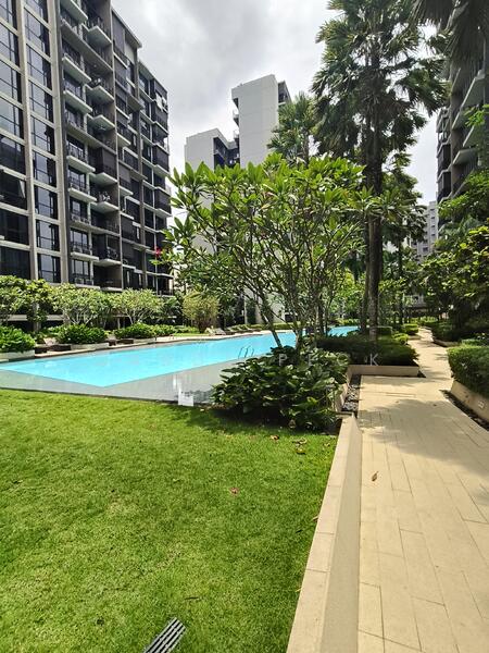 For Sale - Le Quest