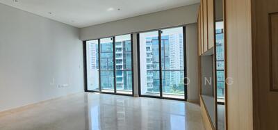 For Sale - 8 Saint Thomas