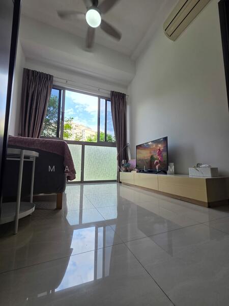 Living room (current)