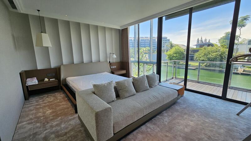 For Sale - Pearl Island