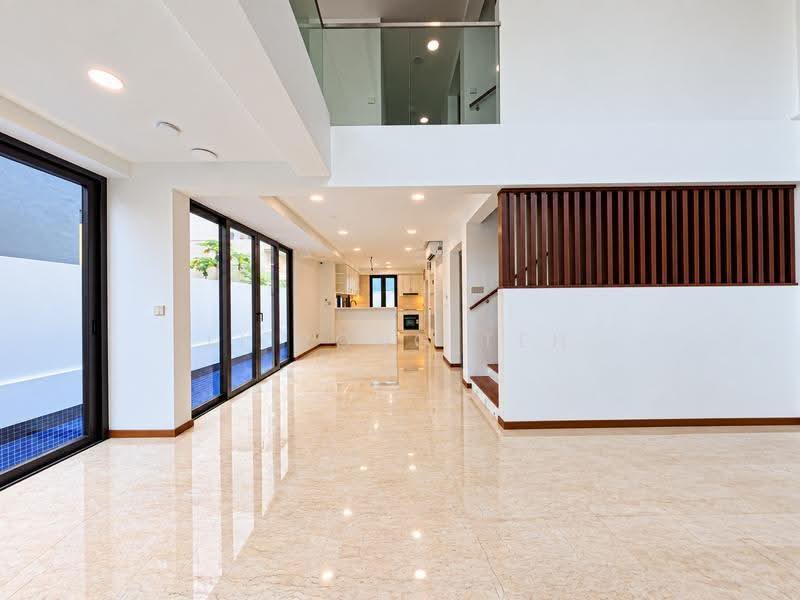❤️ D10 | <1KM to NANYANG PRI. WALK TO AMENITIES, Duke Road / Kings Road / Queens Road / Coronation Road, Tanglin / Holland / Bukit Timah, 5 Bedrooms, 7,000 sqft, Semi-Detached House For Sale, by Li Rong Teh, 60148620 - Kitchen - PropertyGuru.com.sg