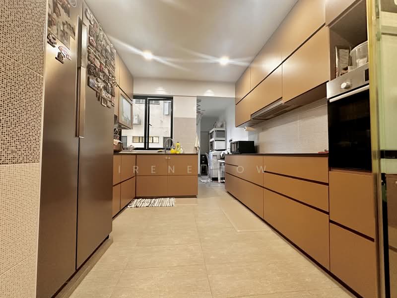Neptune Court, 1 Marine Vista, 4 Bedrooms, 1,636 sqft, Apartment For Sale, by Irene Tow, 60148675 - Kitchen - PropertyGuru.com.sg