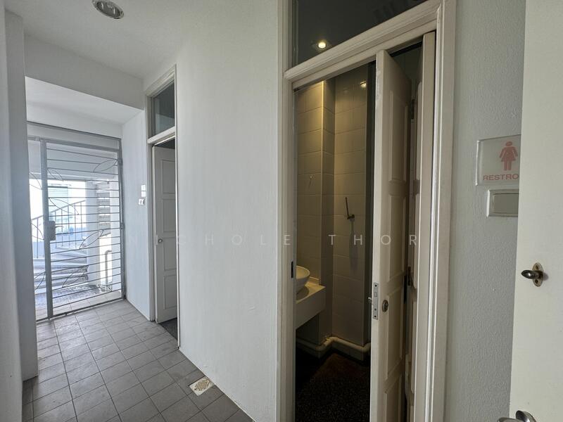 Tras St Shophouse 2nd floor, Chinatown / Tanjong Pagar, 2,000 sqft, Shop / Shophouse For Rent, by Nichole Thor, 60148720 - CommercialGuru.com.sg