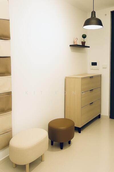Shoe rack and corridor 