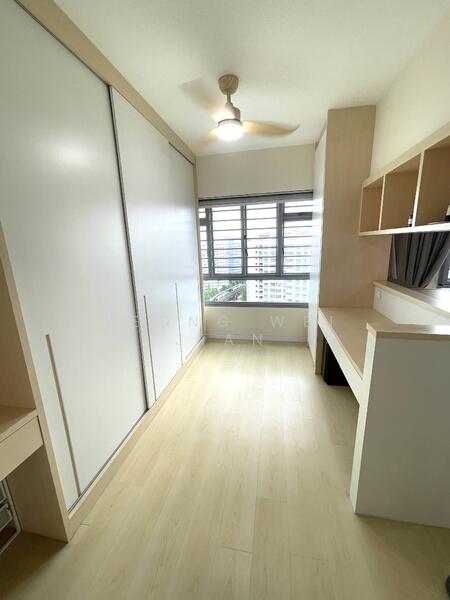 Hacked bedroom with Master bedroom 