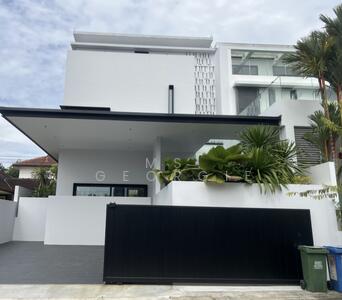 For Sale - Rebuilt 2.5 Storey SD with Full Basement in Serangoon Garden.TOP in 2025