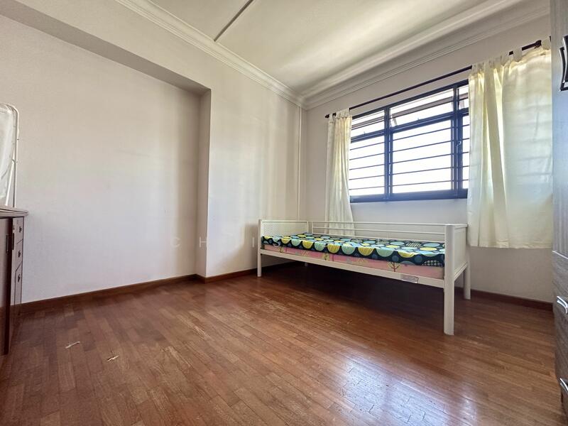 For Sale - 352 Ang Mo Kio Street 32