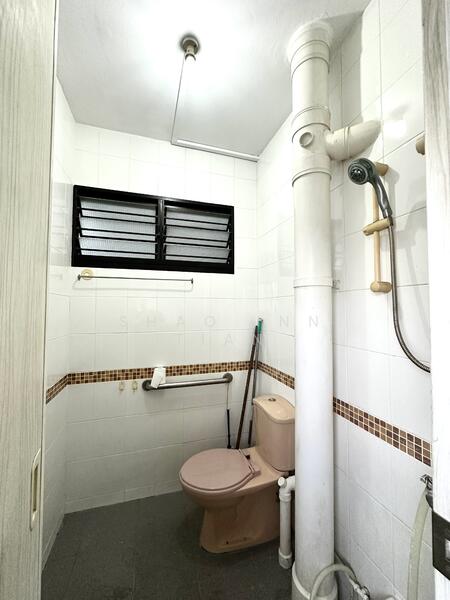 Common Bathroom