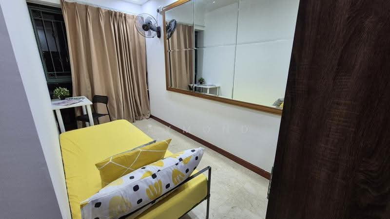 Palm Gardens, 2A Hong San Walk, Dairy Farm / Bukit Panjang / Choa Chu Kang, Room Rental, 140 sqft, Condominium For Rent, by Raymond Tay, 60148888 - Bedroom - PropertyGuru.com.sg