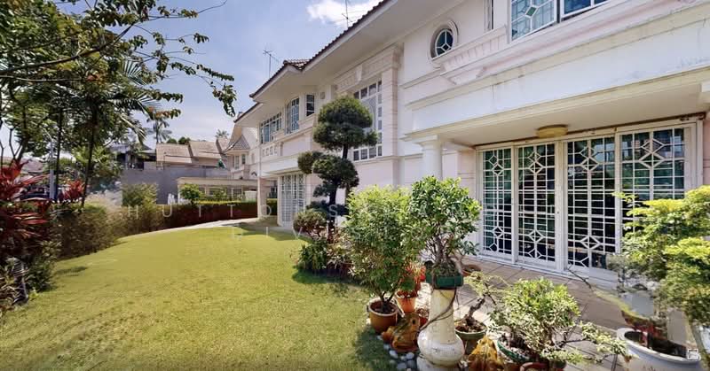 Charming 5+1 Room Bungalow at the Heart of Newton for barely $1200psf!, Newton / Novena, 5 Bedrooms, 5,110 sqft, Bungalow House For Sale, by WILLI CHING, 60149066 - Garden - PropertyGuru.com.sg