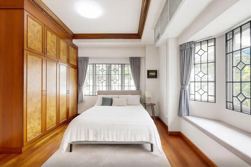 Charming 5+1 Room Bungalow at the Heart of Newton for barely $1200psf!, Newton / Novena, 5 Bedrooms, 5,110 sqft, Bungalow House For Sale, by Willi Ching, 60149072 - Master Bedroom - PropertyGuru.com.sg
