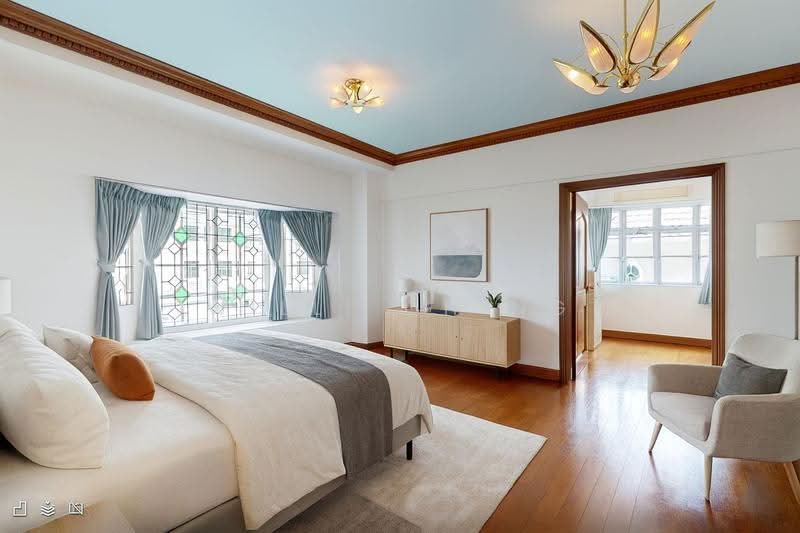 Charming 5+1 Room Bungalow at the Heart of Newton for barely $1200psf!, Newton / Novena, 5 Bedrooms, 5,110 sqft, Bungalow House For Sale, by Willi Ching, 60149072 - Master Bedroom - PropertyGuru.com.sg
