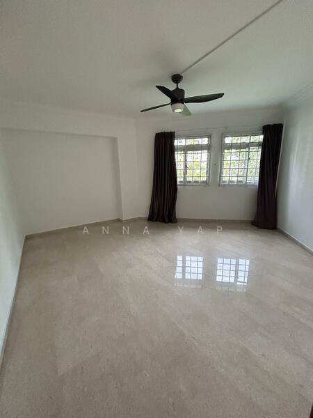For Rent - 711 Pasir Ris Street 72