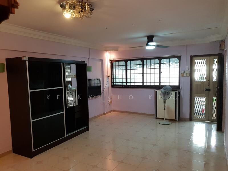 635 Veerasamy Road, 635 Veerasamy Road, Farrer Park / Serangoon Rd, 2 Bedrooms, 775 sqft, HDB Flat For Rent, by Kenny Kho, 60149174 - Living Room - PropertyGuru.com.sg