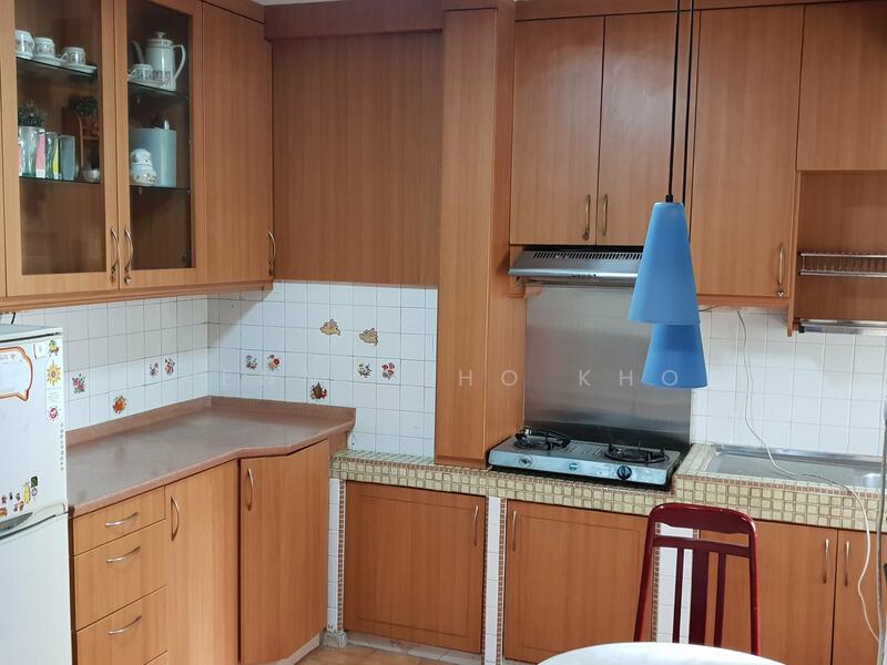 635 Veerasamy Road, 635 Veerasamy Road, Farrer Park / Serangoon Rd, 2 Bedrooms, 775 sqft, HDB Flat For Rent, by Kenny Kho, 60149174 - Kitchen - PropertyGuru.com.sg