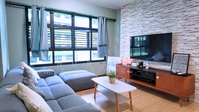 For Sale - 605C Tampines Street 61