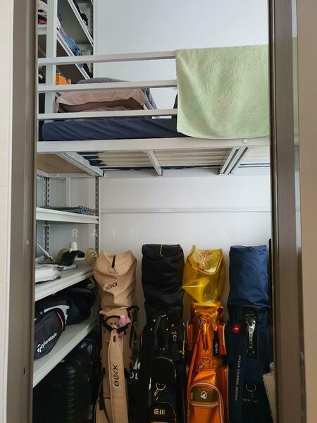 Store with window and helper bed
