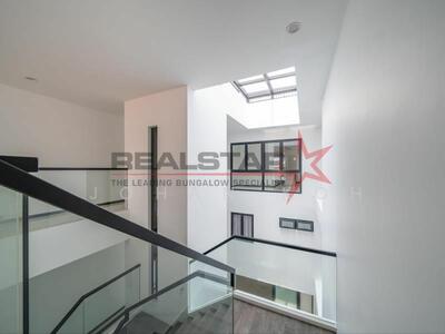 For Sale - ⭐️1KM Tao Nan⭐️Shophouse style Terrace ⭐️ 10 bedrooms en-suite