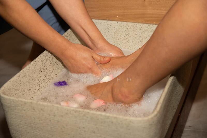 Massage Spa Cat 1 License For Takeover, , 1,600 sqft, Other Retail For Rent, by Anna Ho, 60149444 - Bathroom - CommercialGuru.com.sg