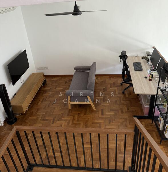 Level 2 Lounge