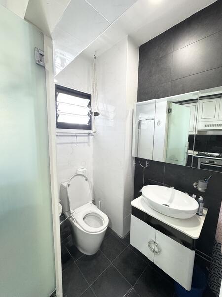 Common Bathroom