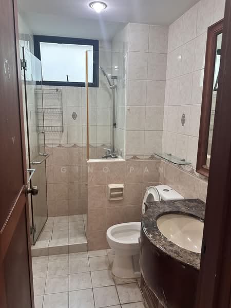 Simei Green Condominium, 1 Simei Street 4, Room Rental, 85 sqft, Condominium For Rent, by Gino Pan, 60149572 - Bathroom - PropertyGuru.com.sg