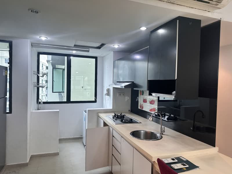 Simei Green Condominium, 1 Simei Street 4, Room Rental, 85 sqft, Condominium For Rent, by Gino Pan, 60149572 - Kitchen - PropertyGuru.com.sg