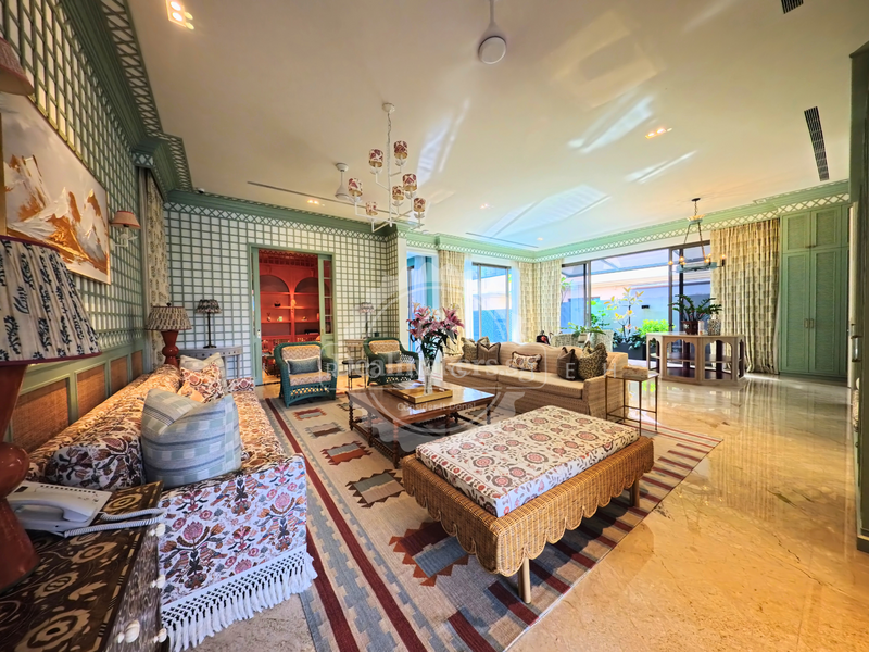 For Sale - ❤️ DEALMAKERS ✨ TATLER FEATURED MOUNTBATTEN GOODMAN BUNGALOW LUXURIOUS & EXCLUSIVE
