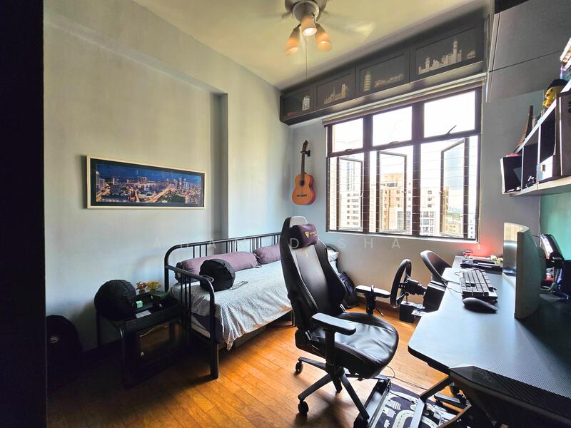 1st Common Bedroom
