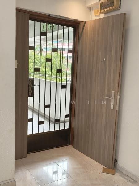 602 Woodlands Drive 42, 602 Woodlands Drive 42, Admiralty / Woodlands, 3 Bedrooms, 1,076 sqft, HDB Flat For Sale, by Andrew Lim, 60149731 - Entrance - PropertyGuru.com.sg