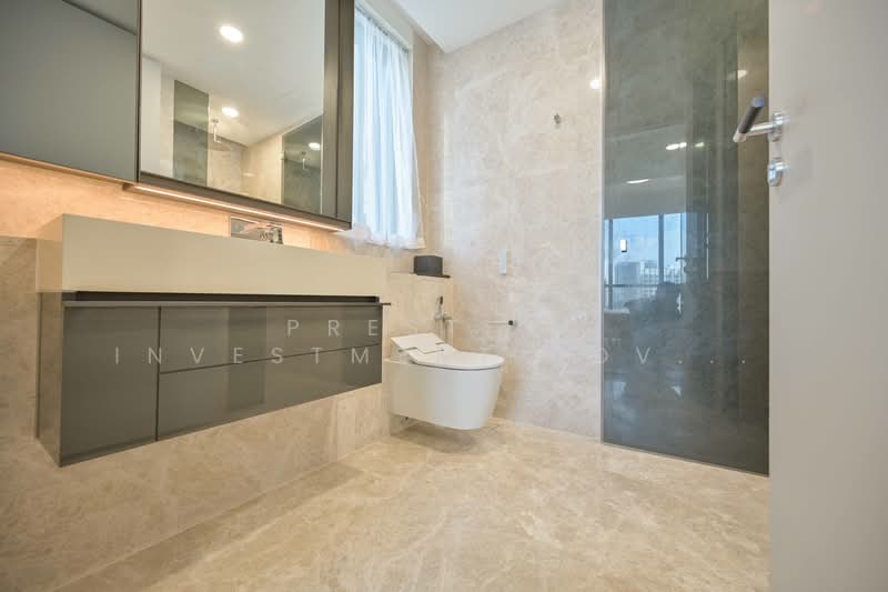 Riviere, 1 Jiak Kim Street, 3 Bedrooms, 1,216 sqft, Condominium For Sale, by PRESTIGE INVESTMENT ADVISORY PTE. LTD., 60149763 - Bathroom - PropertyGuru.com.sg