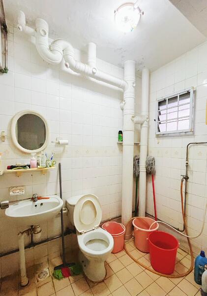 For Sale - 479 Sembawang Drive