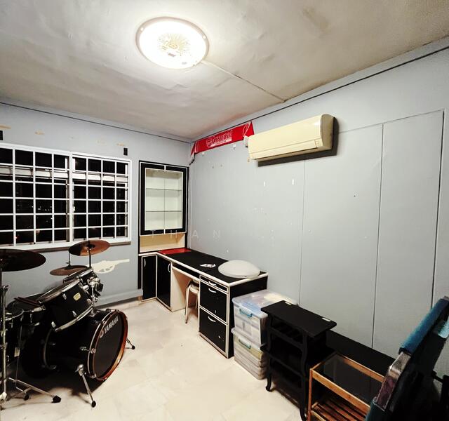 For Sale - 479 Sembawang Drive