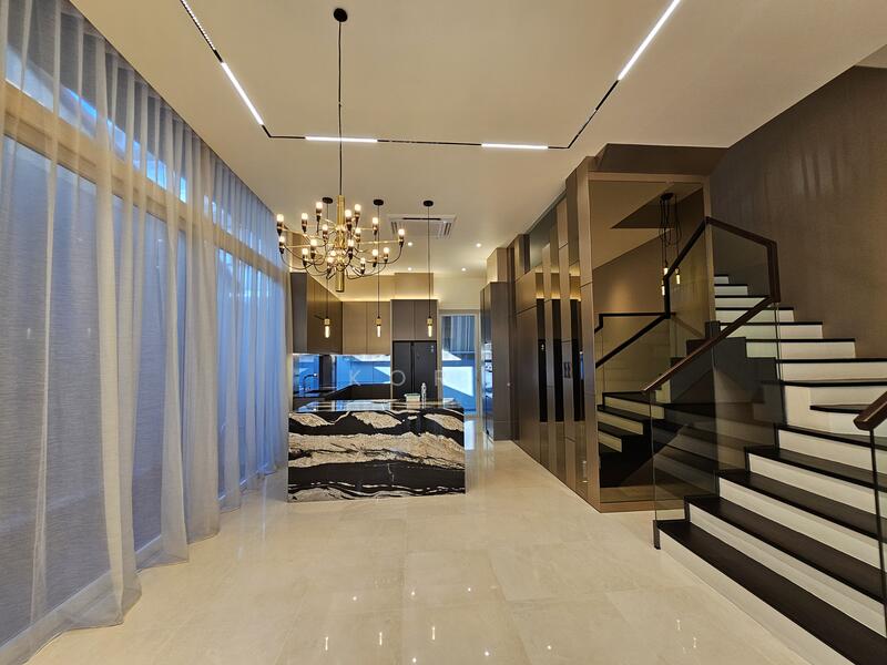 dining and modern kitchen