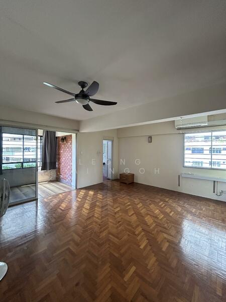 Master bedroom with en-suite facility