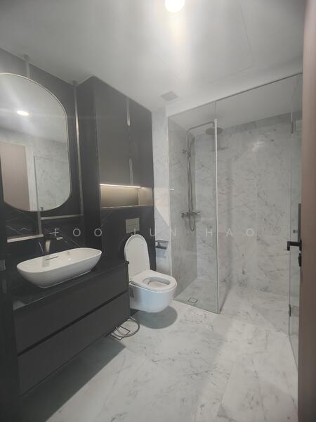 Master Bedroom Ensuite Toilet