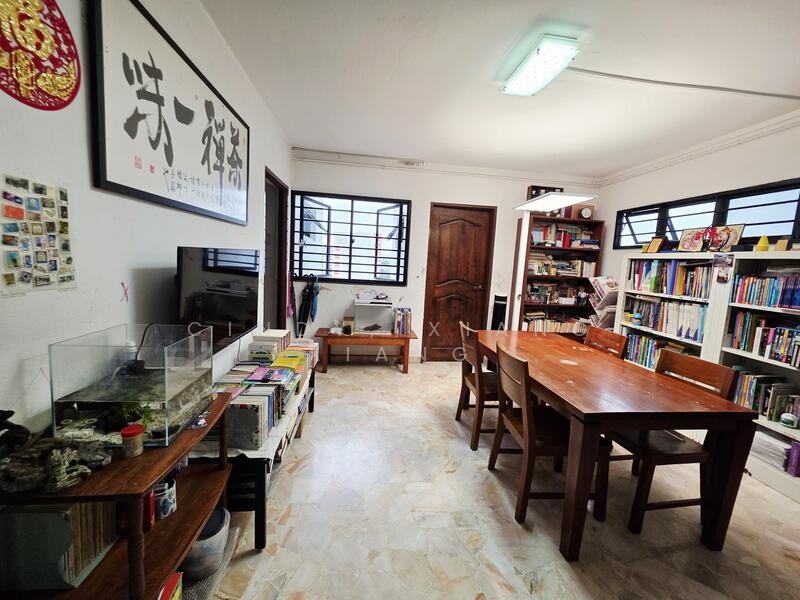 For Sale - 325 Jurong East Street 31