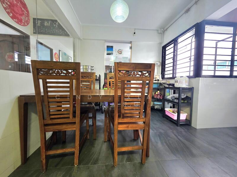 For Sale - 325 Jurong East Street 31